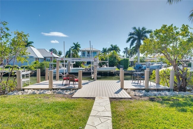 Building Photo - 1410 Curlew Ave