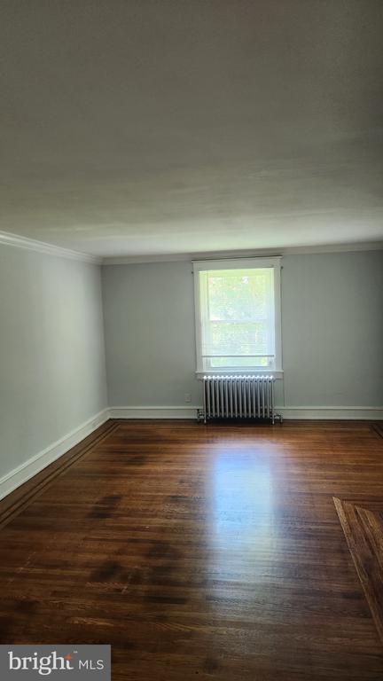 Building Photo - 2114 Kenmore Ave