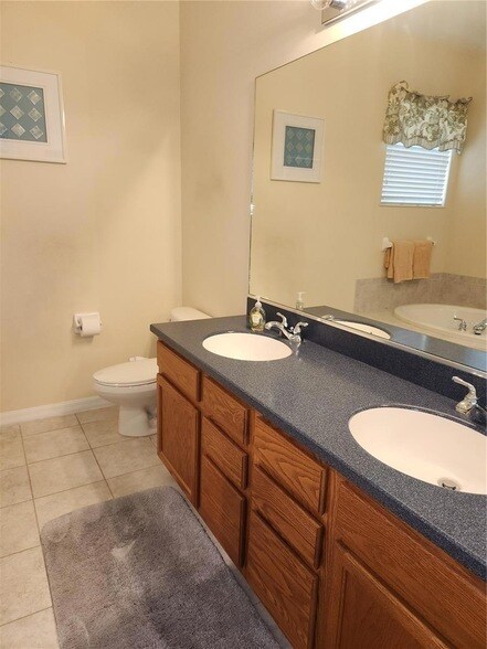 Building Photo - 6251 Wingspan Way