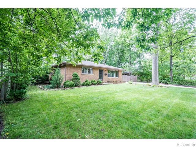 Building Photo - 1811 Alhambra Dr