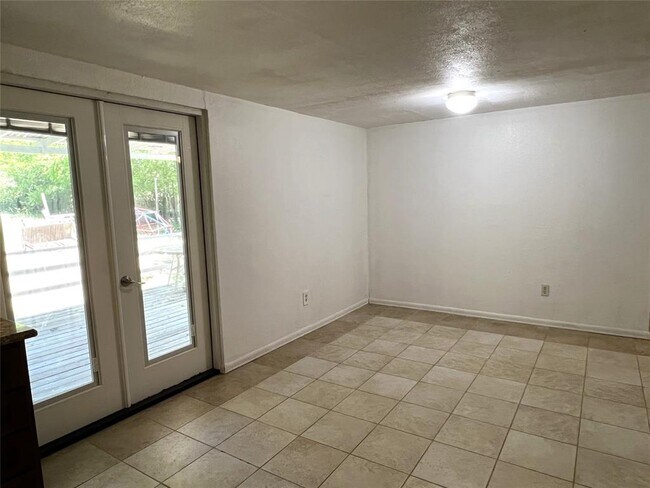 Building Photo - 7704 Cloudberry Cir