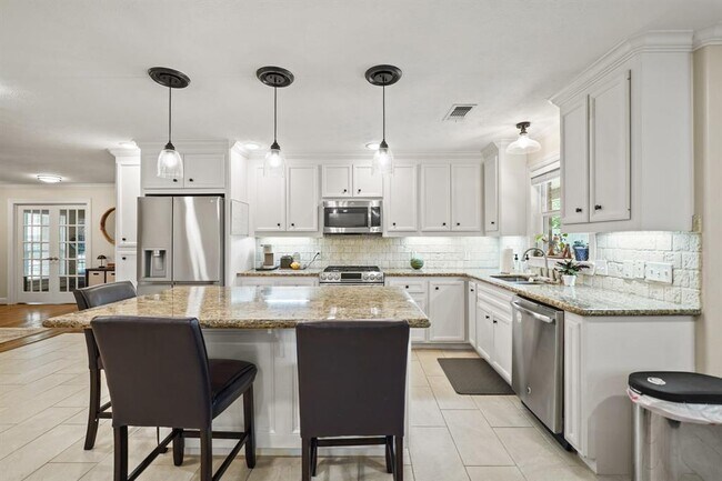 Building Photo - 5427 Stillbrooke Dr