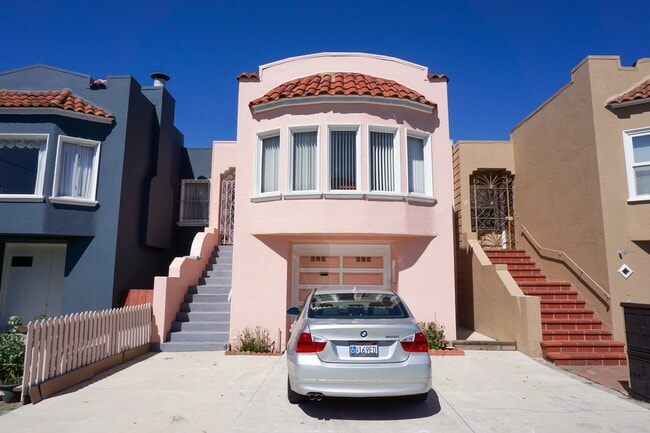 Building Photo - 38 San Gabriel Ave