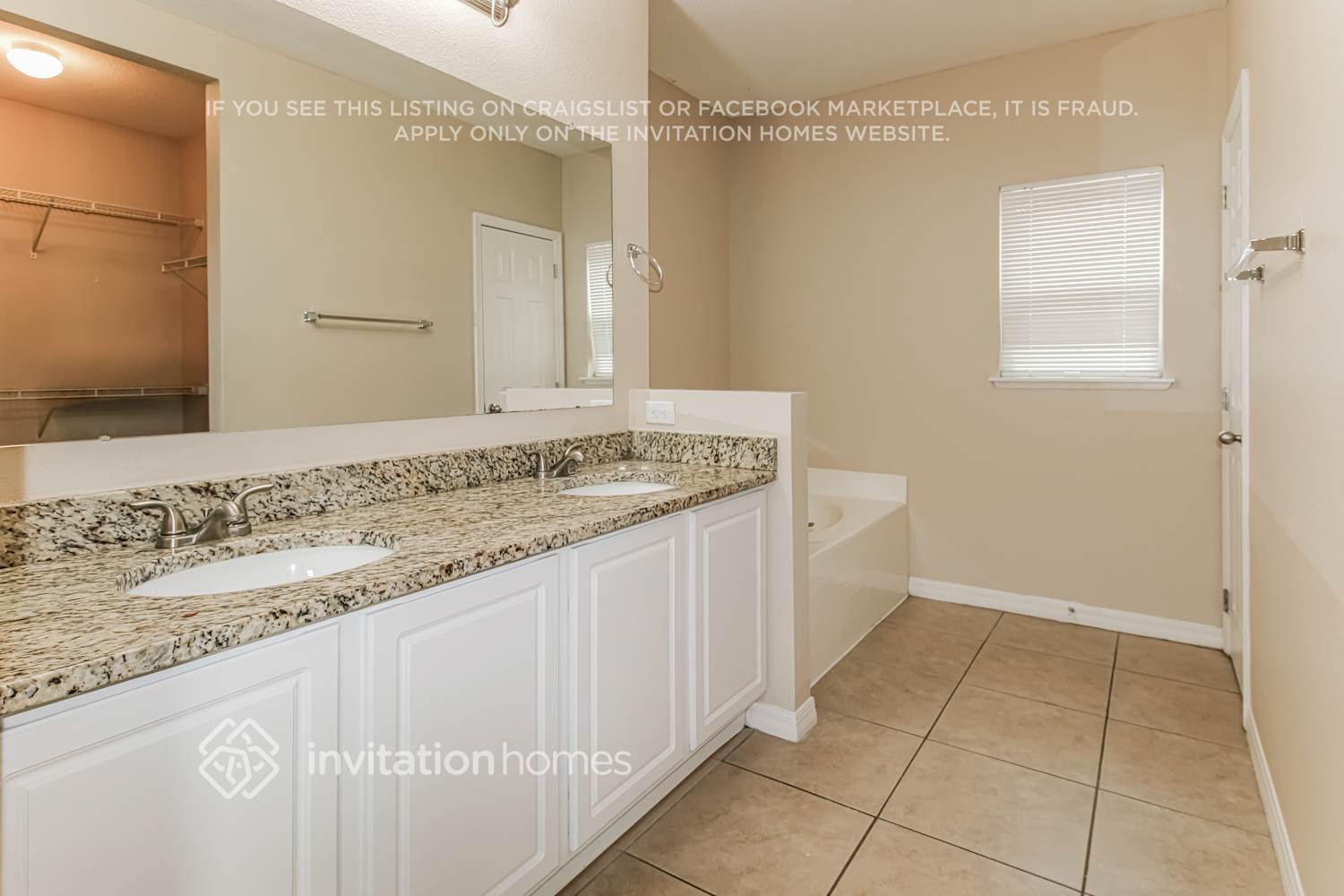 Building Photo - 6233 Radford St