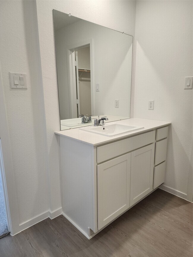 Building Photo - 21507 Willow River Canyon Ln