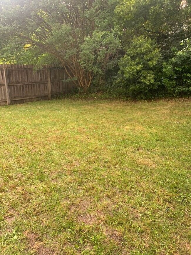 Building Photo - 9036 Shallcross- REMODELED AND PET-FRIENDL...
