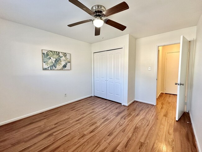 Building Photo - Updated & READY NOW!! A 3-Bedroom Great Neck Home! Excellent Schools! All Appliances Convey!