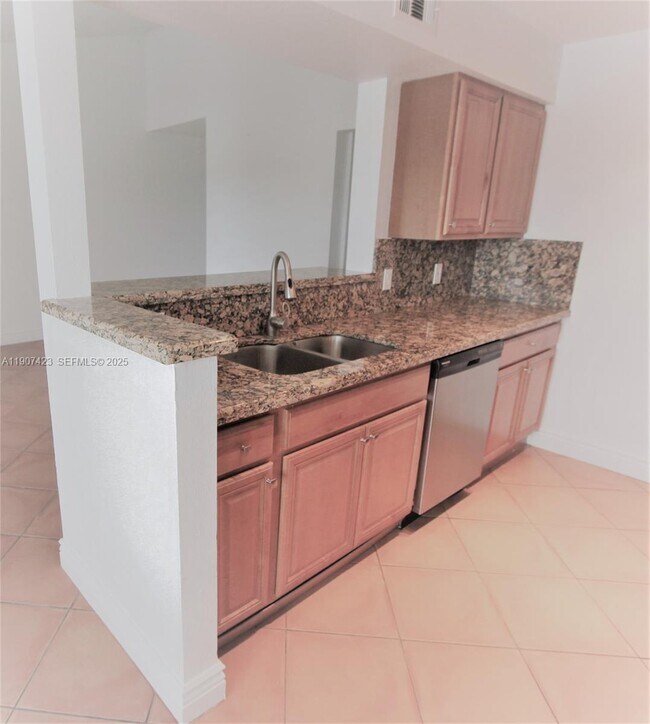 Building Photo - 2321 NW 33rd St