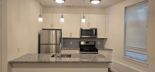 Building Photo - 61 Virginia Ave