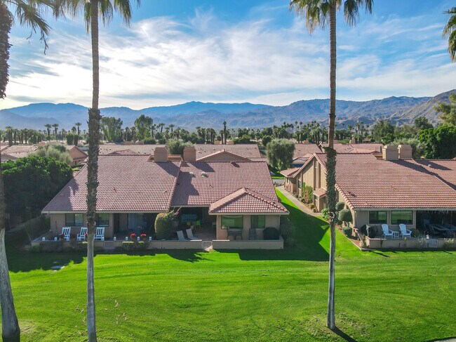 Building Photo - 82 Conejo Cir