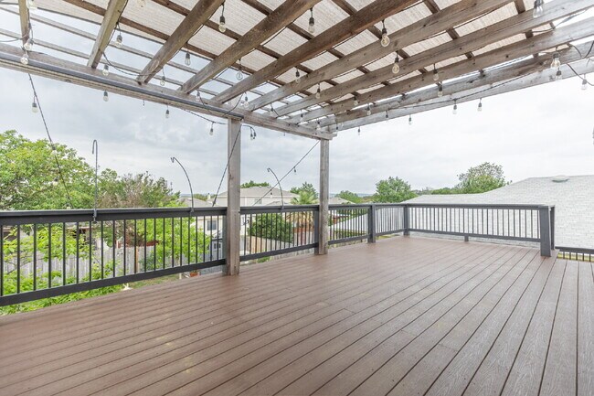 Building Photo - 11119 Rindle Ranch