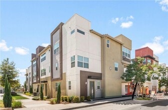 Building Photo - 10591 Huxley Dr