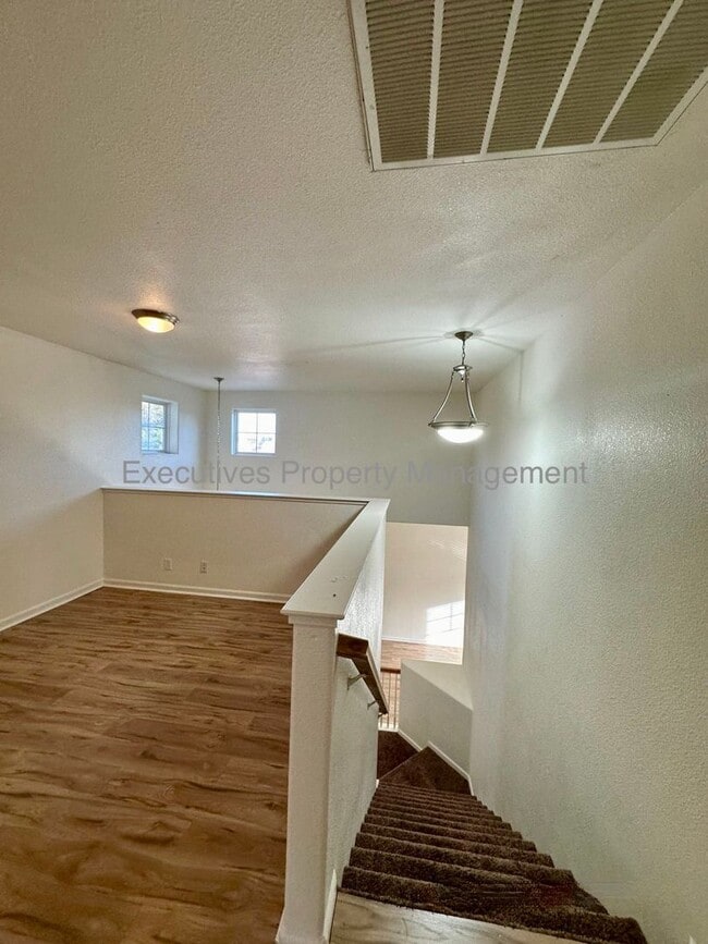 Building Photo - 182 Oleander Dr
