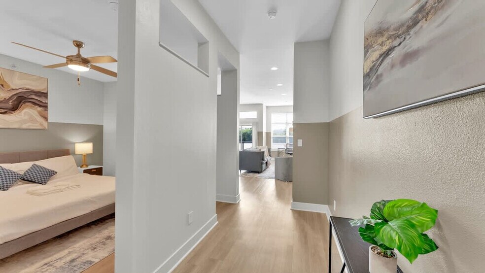 Building Photo - 2901 Indiana St