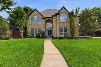 Building Photo - 305 W Mill Valley Dr