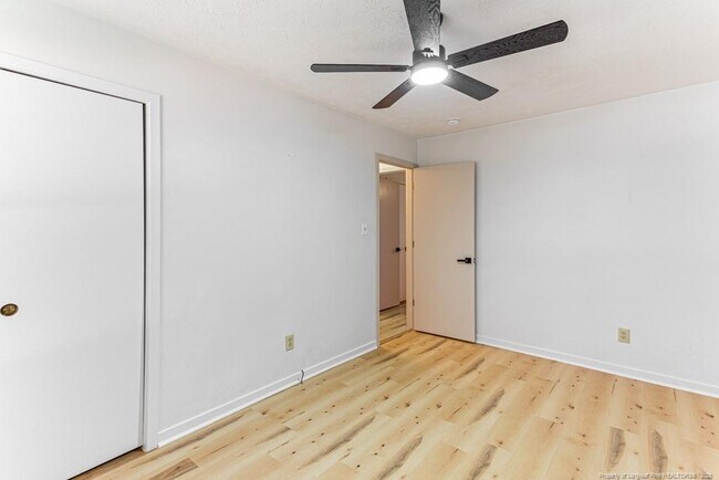 Building Photo - 4463 Briton Cir