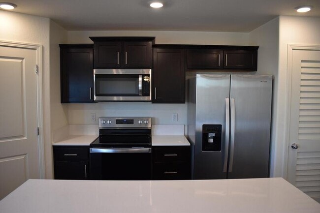 Building Photo - 703 Irma Dr