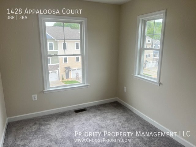 Building Photo - 1428 Appaloosa Ct