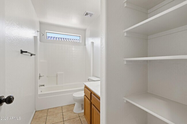 Building Photo - 10054 E Crescent Ave