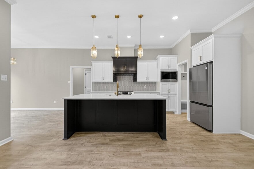 Building Photo - 4041 Elizabeth Ct