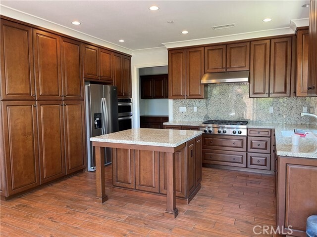 Building Photo - 123 Stallion