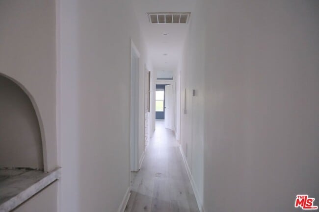 Building Photo - 5112 Edgewood Pl