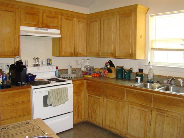 Building Photo - 202 Blue Bell Ct