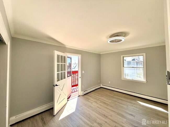 Building Photo - 35 Fiat Ave