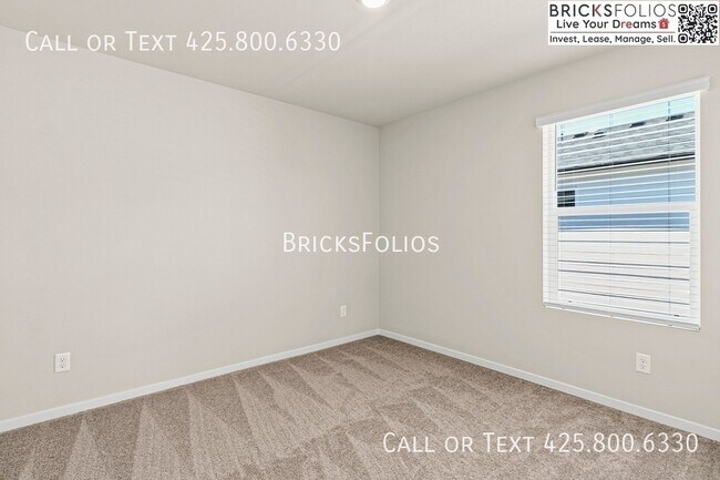 Building Photo - 4237 Pronghorn Pl