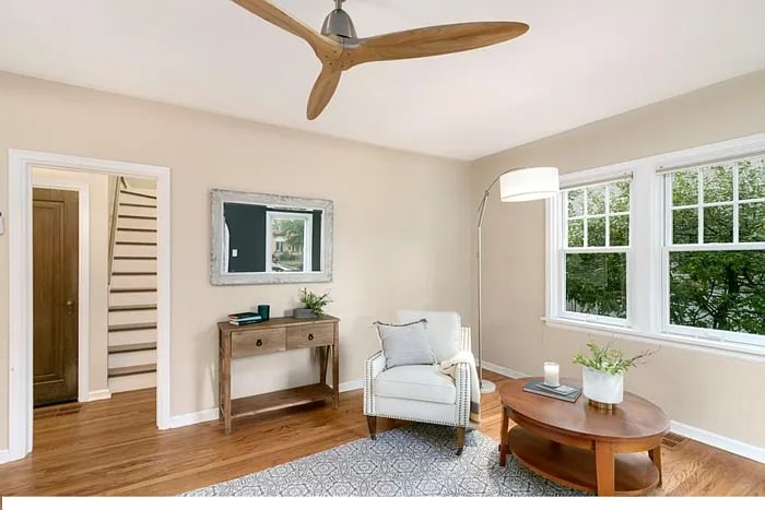 Building Photo - 917 W Magnolia St