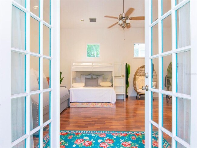 Building Photo - 2302 N Morgan St