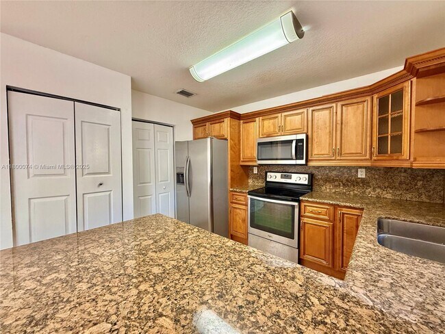 Building Photo - 6035 SW 162nd Path