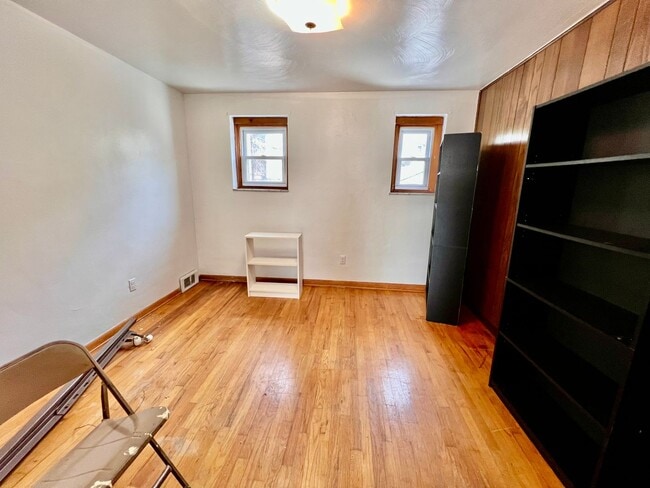 Building Photo - 212 N Highland Ave