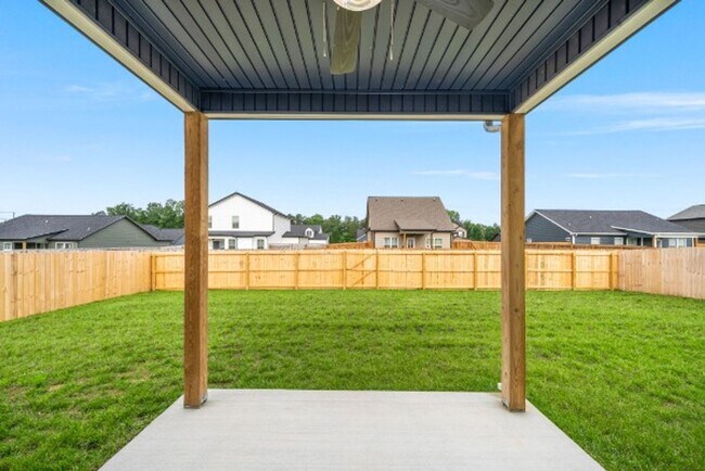 Building Photo - Beautiful Single Family Home