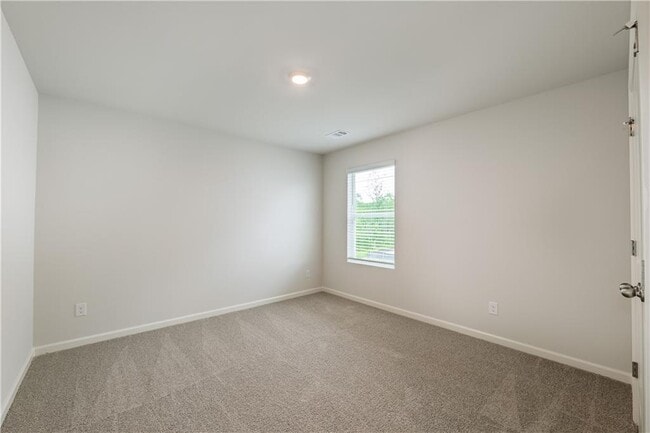 Building Photo - 331 Belmont Dr