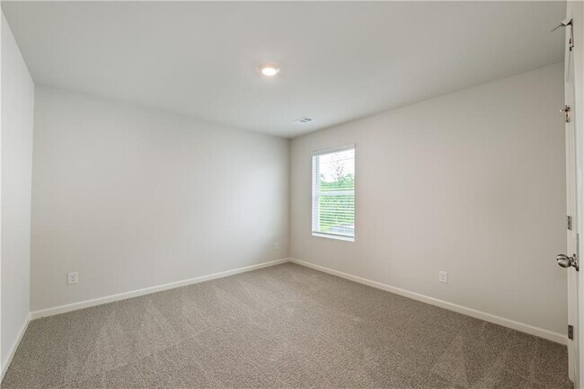 Building Photo - 74 N Springs Ct