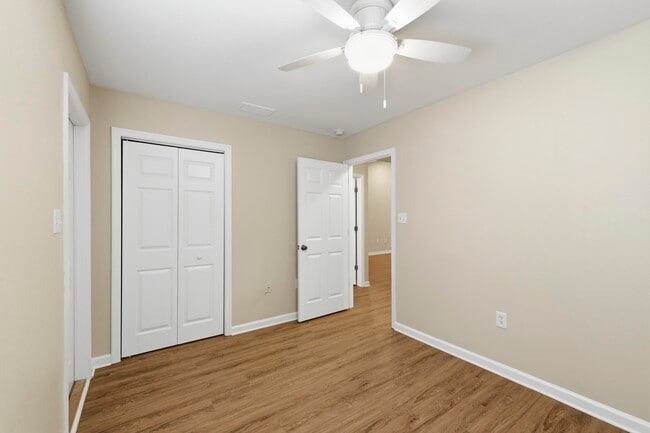 Building Photo - 1611 Quazar Rd