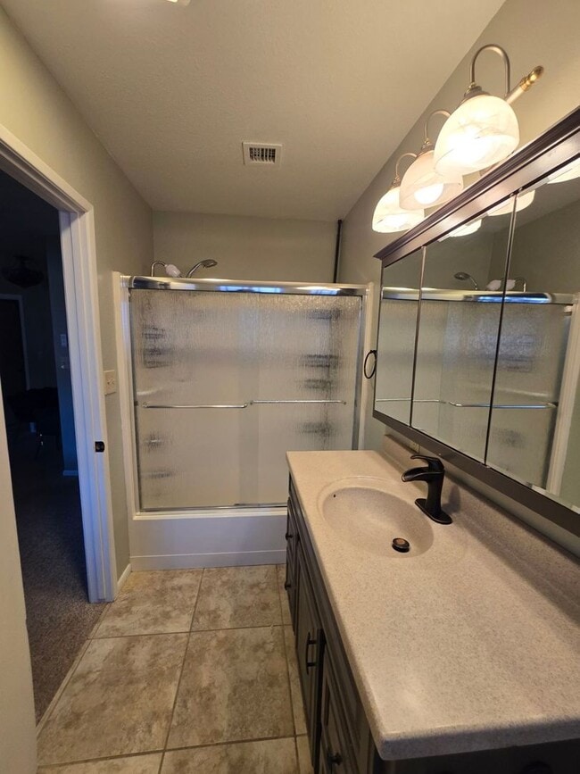 Building Photo - Furnished, 1-Year Long-Term Rental