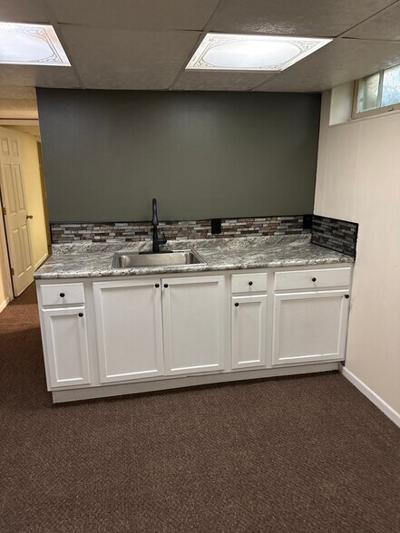Building Photo - 4355 N 90th St