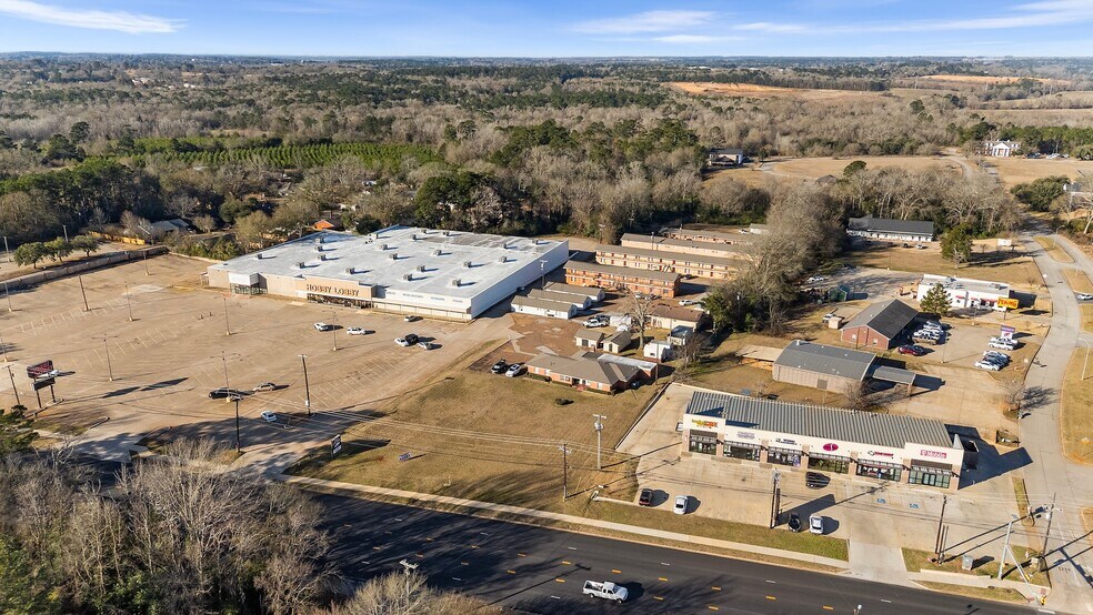 Building Photo - 206 Parmley Dr
