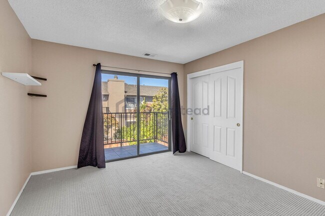 Building Photo - 1362 Casa Ct