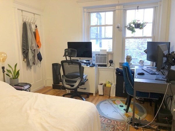 Building Photo - 176 Naples Rd