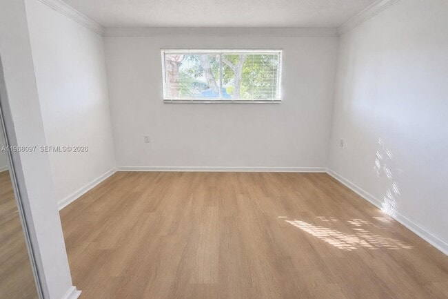 Building Photo - 971 Lake Terry Dr