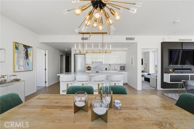 Building Photo - 1050 S Grand Ave