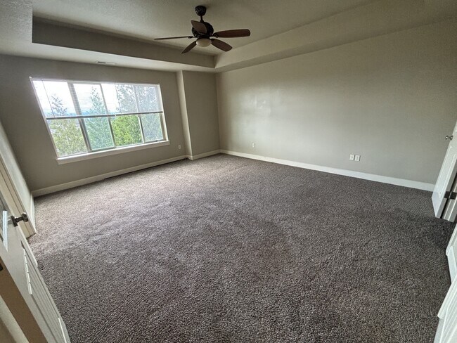 Building Photo - 13392 SE Autumnwood Ln