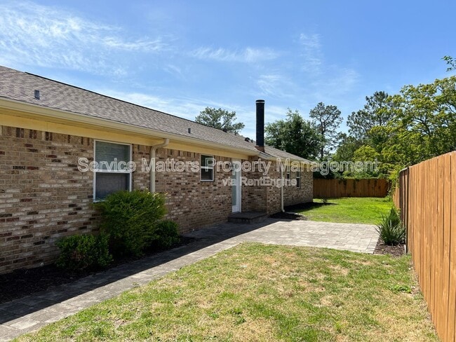 Building Photo - 602 Sawara Cir