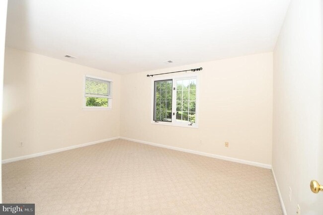 Building Photo - 26 Holly Leaf Ct