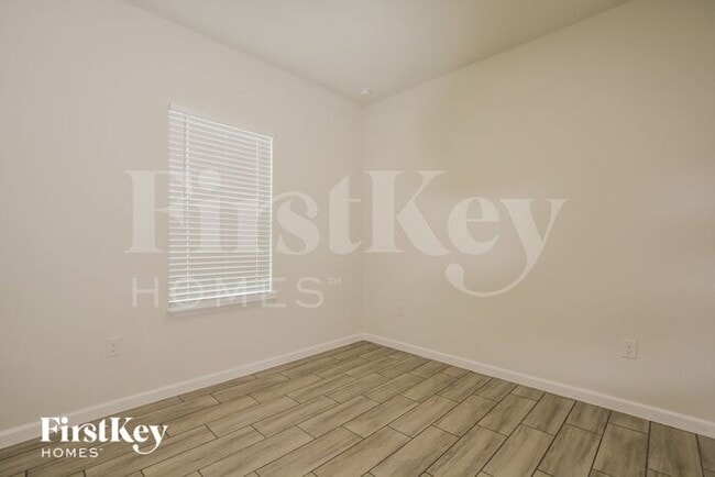 Building Photo - 830 Gila Way