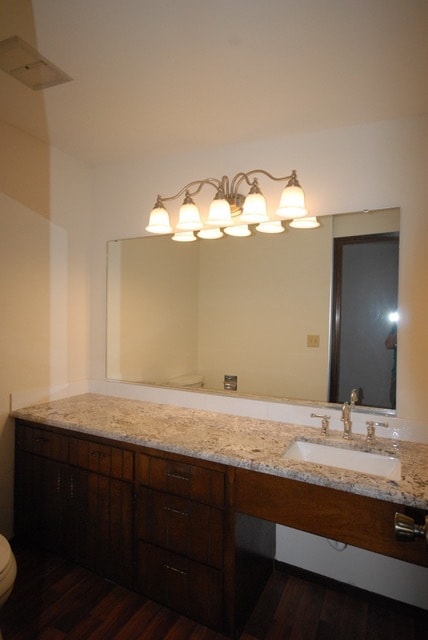 Building Photo - Spacious Townhome with Expansive View and a 2 Car Private Garage