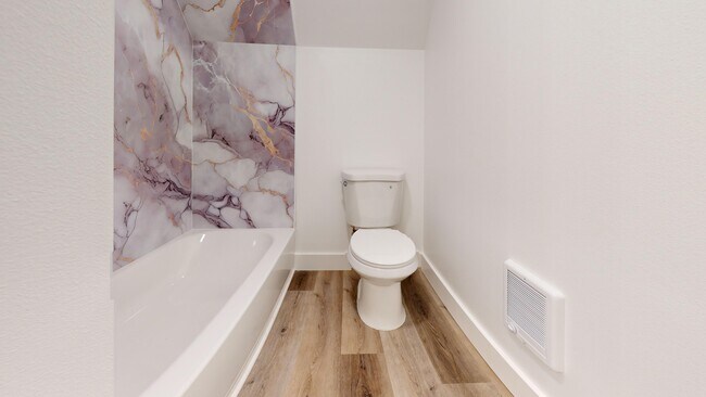 Building Photo - 16702 SE 1st St